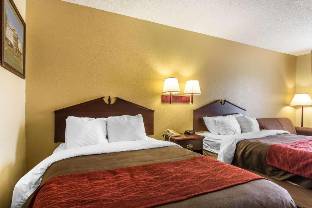Quality Inn Andalusia Exteriör bild